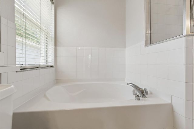 2222 ROANOKE SPRINGS DRIVE, Ruskin, FL 33570