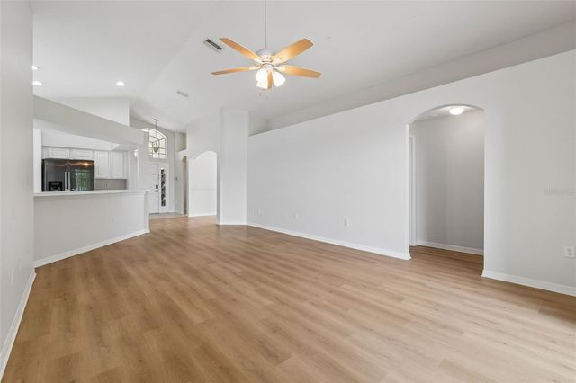 2222 ROANOKE SPRINGS DRIVE, Ruskin, FL 33570