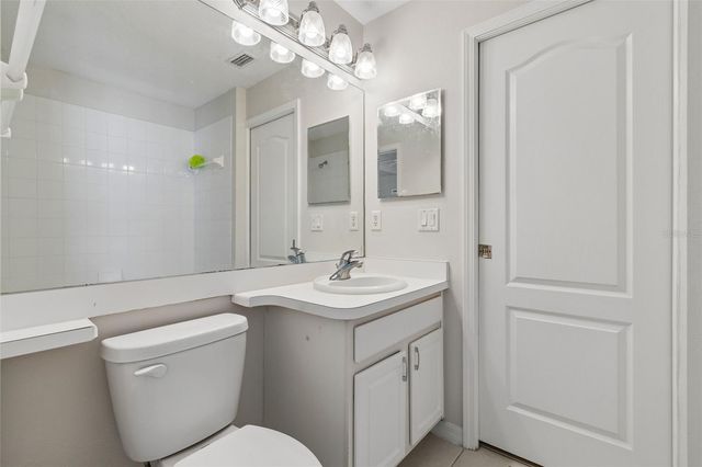 2222 ROANOKE SPRINGS DRIVE, Ruskin, FL 33570