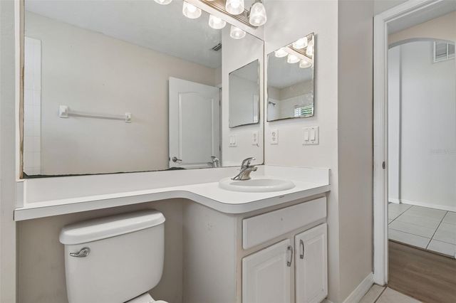 2222 ROANOKE SPRINGS DRIVE, Ruskin, FL 33570