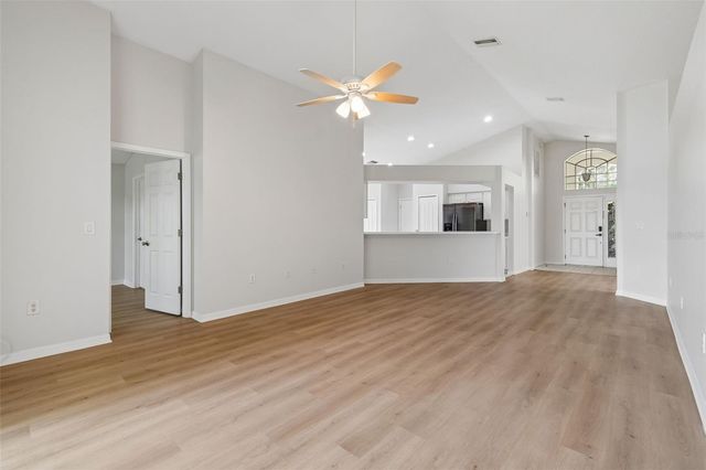 2222 ROANOKE SPRINGS DRIVE, Ruskin, FL 33570