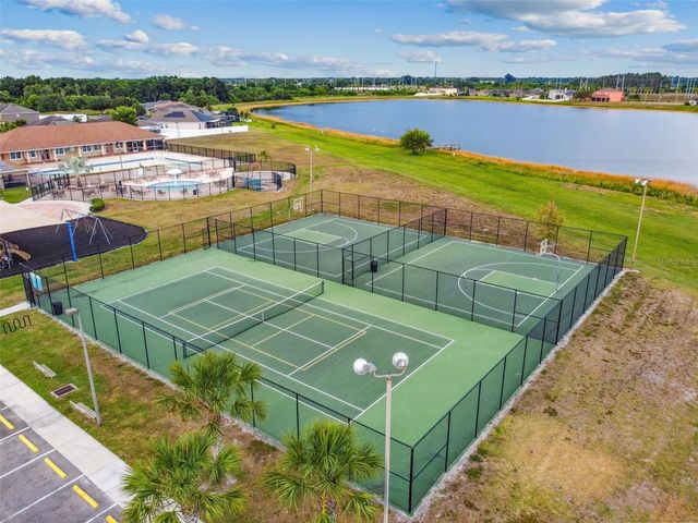 2222 ROANOKE SPRINGS DRIVE, Ruskin, FL 33570
