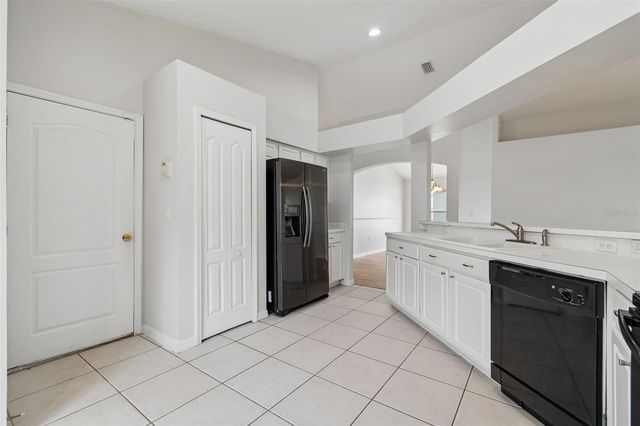 2222 ROANOKE SPRINGS DRIVE, Ruskin, FL 33570