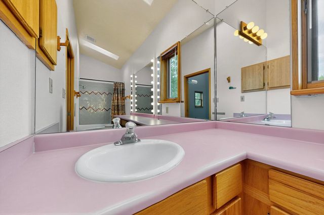 5 Oriente Court, Santa Fe, NM 87508