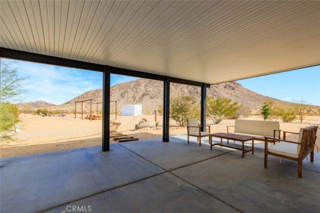 58770 Gerrie Lane, Landers, CA 92285