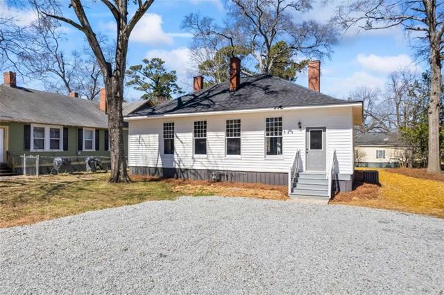 34 N Broad Street N, Porterdale, GA 30014