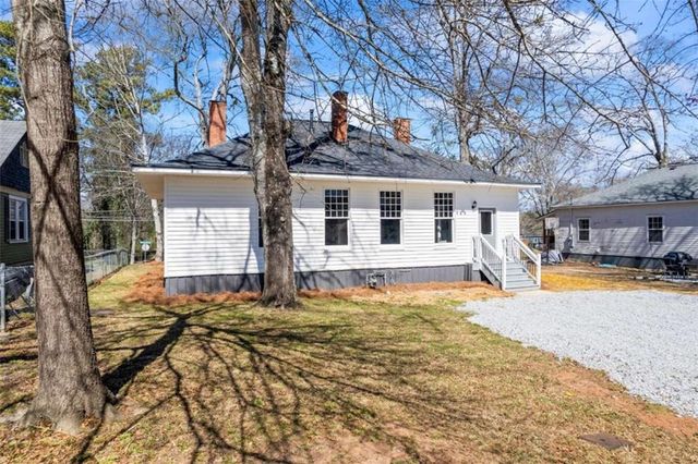 34 N Broad Street N, Porterdale, GA 30014