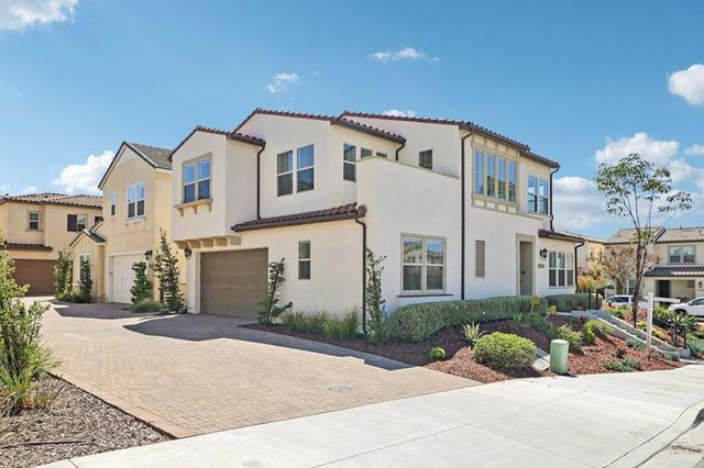 1006 Camino Marcela, Chula Vista, CA 91913