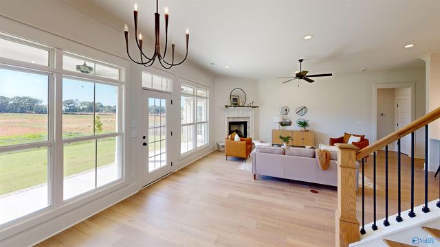 Dorothy Plan Green Lite Way, Huntsville, AL 35811