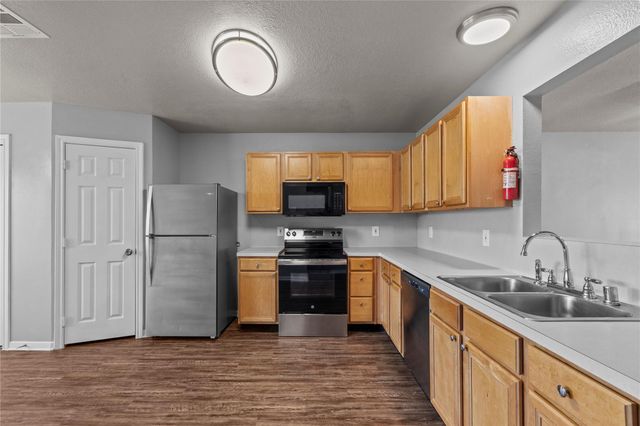 113 Green Isle Avenue 113, Dickinson, TX 77539