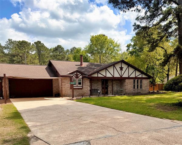 2007 Diane Street, Pinehurst, TX 77362