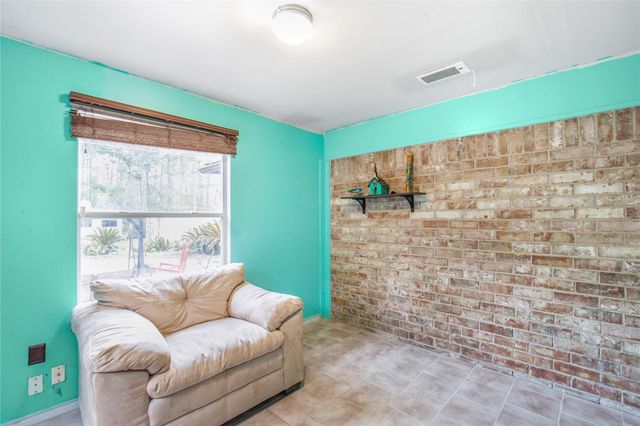 2007 Diane Street, Pinehurst, TX 77362