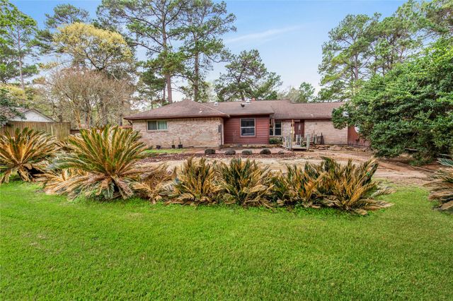 2007 Diane Street, Pinehurst, TX 77362