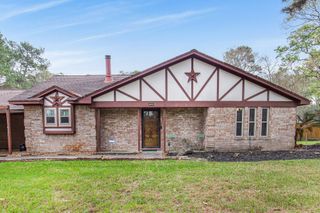 2007 Diane Street, Pinehurst, TX 77362