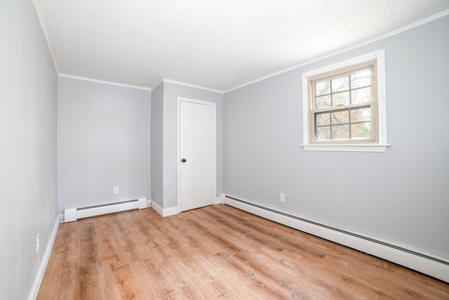 6 Boston Dr, Shrewsbury, MA 01545