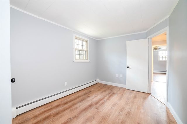 6 Boston Dr, Shrewsbury, MA 01545