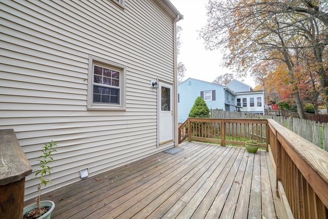 6 Boston Dr, Shrewsbury, MA 01545