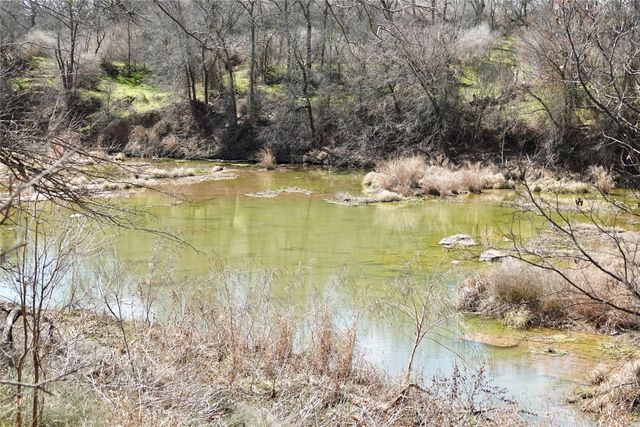 418 CR 433, Mullin, TX 76864