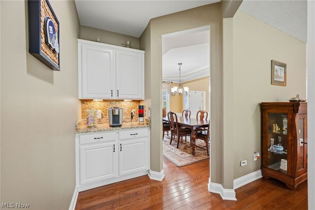 7695 Cottonwood Trail, Chagrin Falls, OH 44023