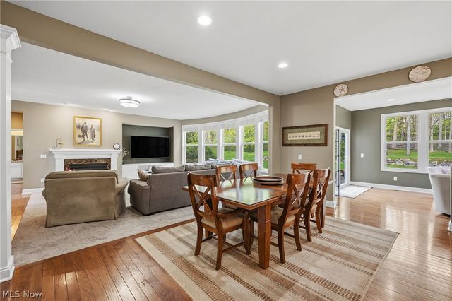 7695 Cottonwood Trail, Chagrin Falls, OH 44023