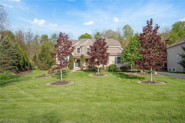 7695 Cottonwood Trail, Chagrin Falls, OH 44023
