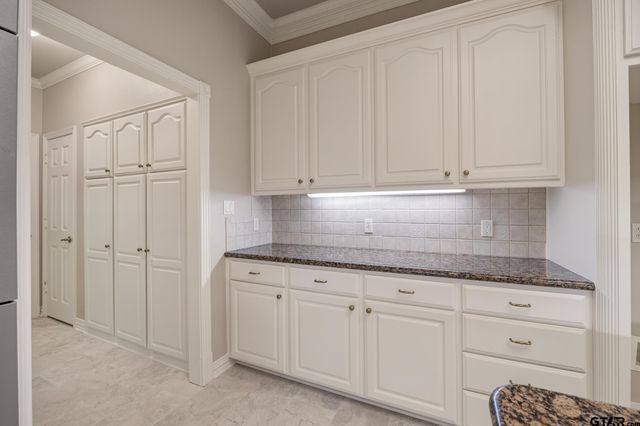 580 Bunker Dr, Tyler, TX 75703