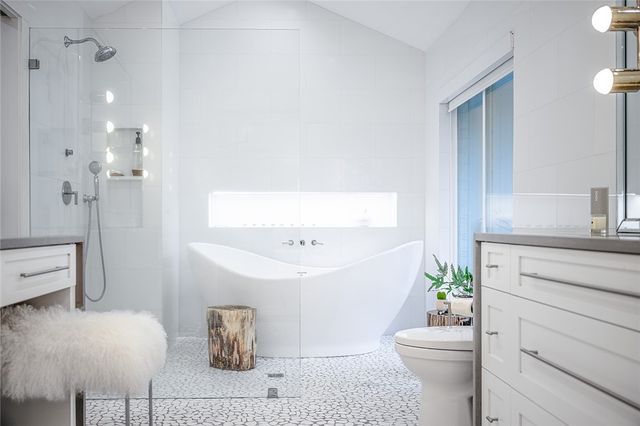 4909 Frederica Road, St Simons Island, GA 31522