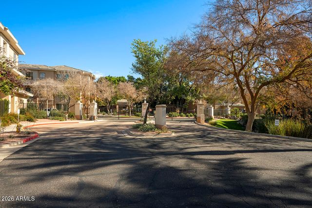 2989 N 44TH Street 1024, Phoenix, AZ 85018