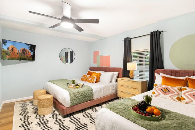 1215 E NORTH STREET, Tampa, FL 33604