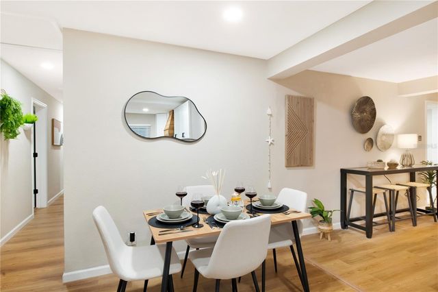 1215 E NORTH STREET, Tampa, FL 33604