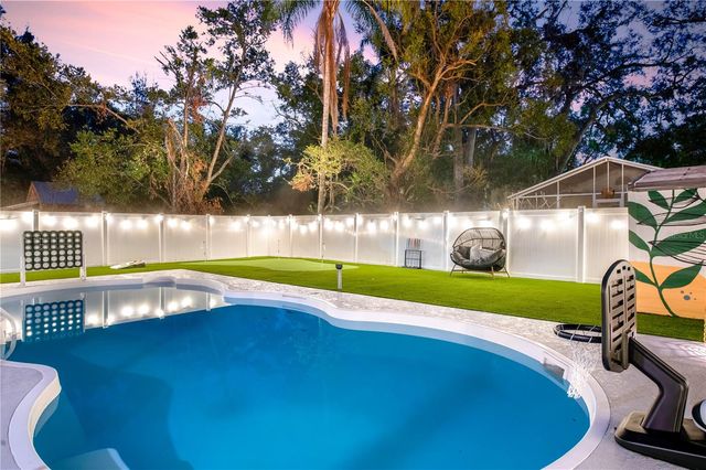 1215 E NORTH STREET, Tampa, FL 33604