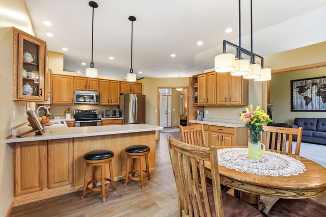 1840 Wyndham Hill Drive, Hastings, MN 55033
