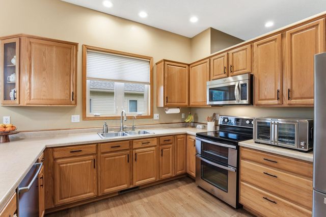 1840 Wyndham Hill Drive, Hastings, MN 55033
