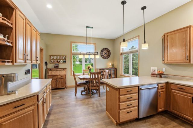 1840 Wyndham Hill Drive, Hastings, MN 55033