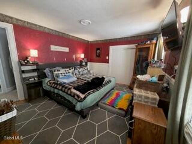 287 West Street, Gloversville, NY 12078