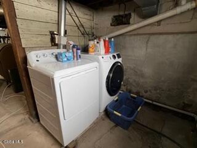 287 West Street, Gloversville, NY 12078