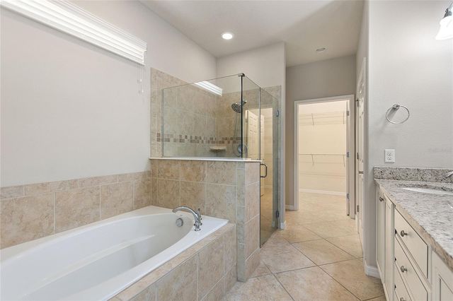 504 ZAMORA WAY, Davenport, FL 33837