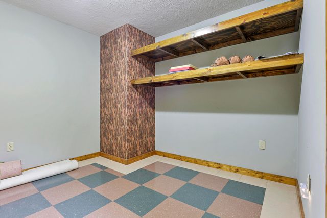 14105 Portie Flamingo Road, Corning, OH 43730