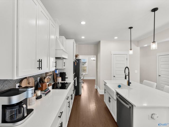 29376 Canoe Circle, Harvest, AL 35749