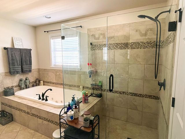 10 Freedom Drive, Plattsburgh, NY 12901