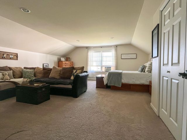 10 Freedom Drive, Plattsburgh, NY 12901