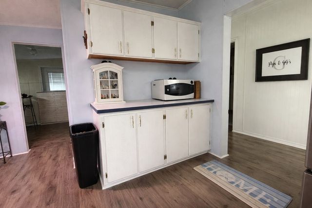 6930 NW County Road 1210, Barry, TX 75102