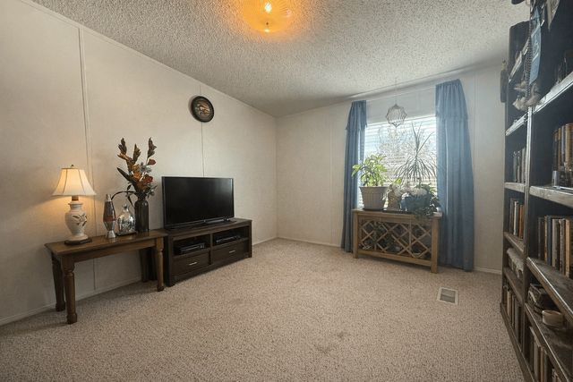 6930 NW County Road 1210, Barry, TX 75102