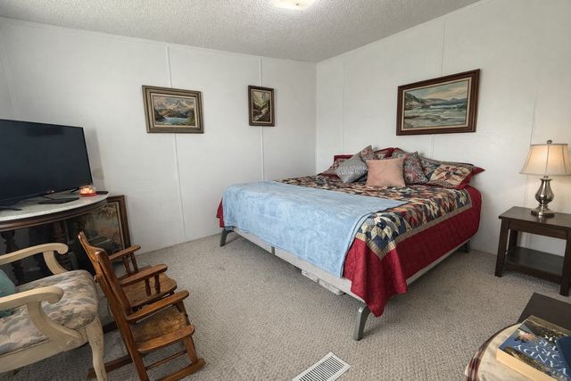 6930 NW County Road 1210, Barry, TX 75102