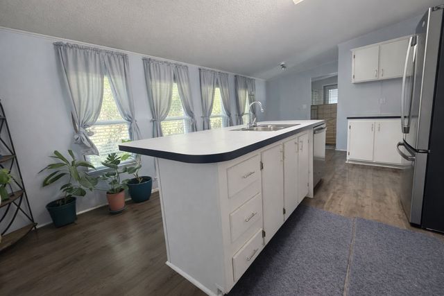 6930 NW County Road 1210, Barry, TX 75102