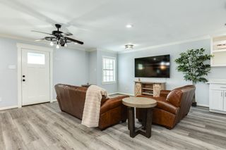 5507 Menard Avenue, Galveston, TX 77551