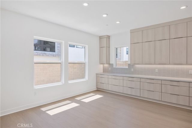 169 Creation, Irvine, CA 92618