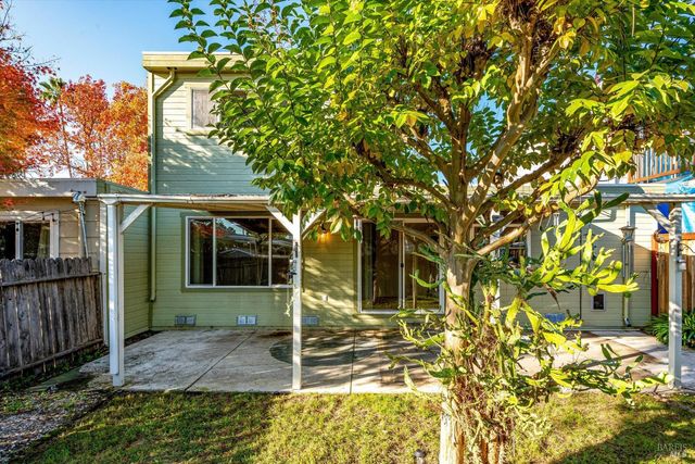 5158 Parkhurst Dr, Santa Rosa, CA 95409