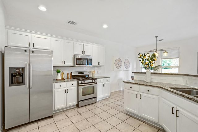 2302 Kristen LN, Cedar Park, TX 78613