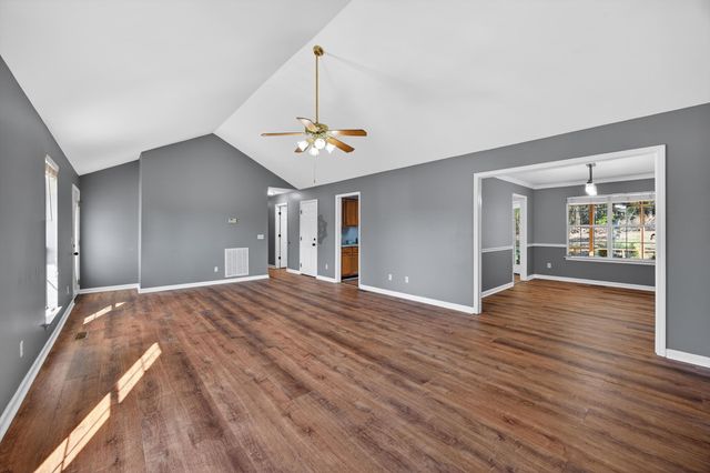 8715 Windhaven Road, Ooltewah, TN 37363